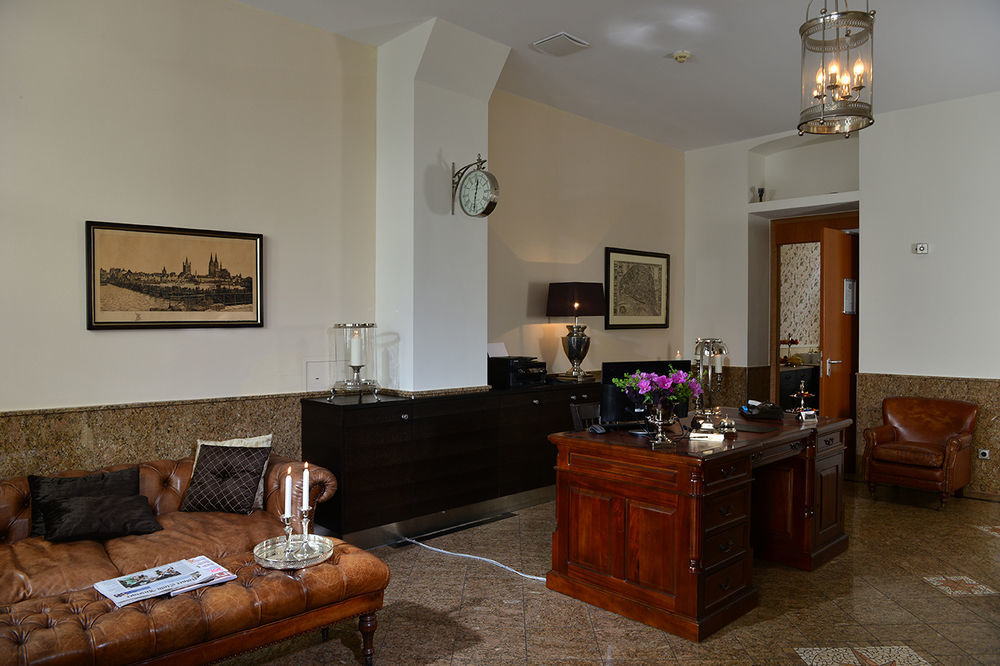Hotel Domstern โคโลญ ภายนอก รูปภาพ