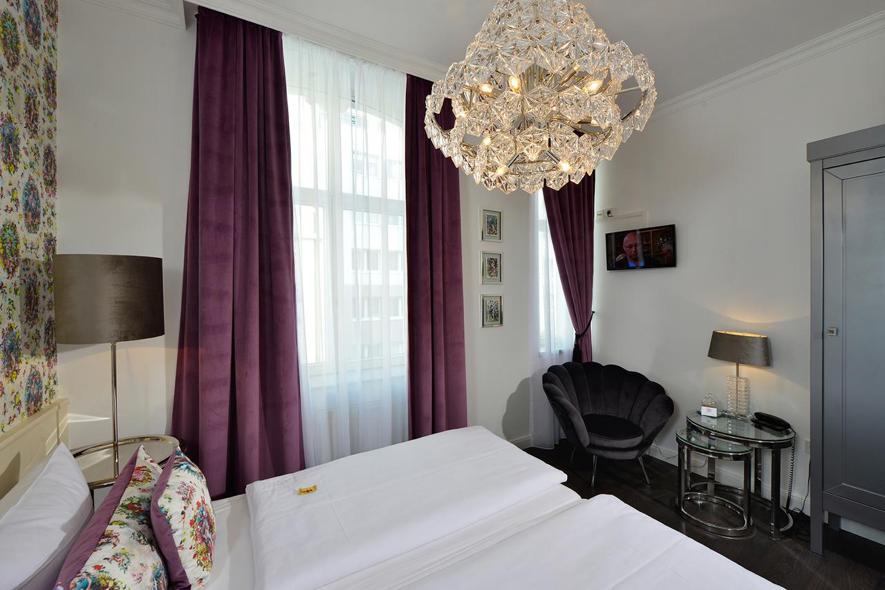 Hotel Domstern โคโลญ ภายนอก รูปภาพ