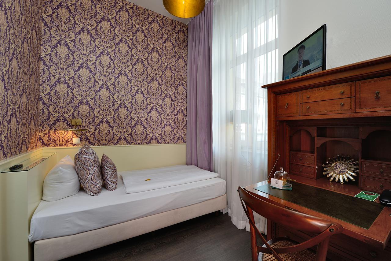 Hotel Domstern โคโลญ ภายนอก รูปภาพ