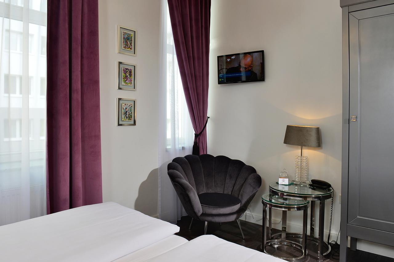 Hotel Domstern โคโลญ ภายนอก รูปภาพ